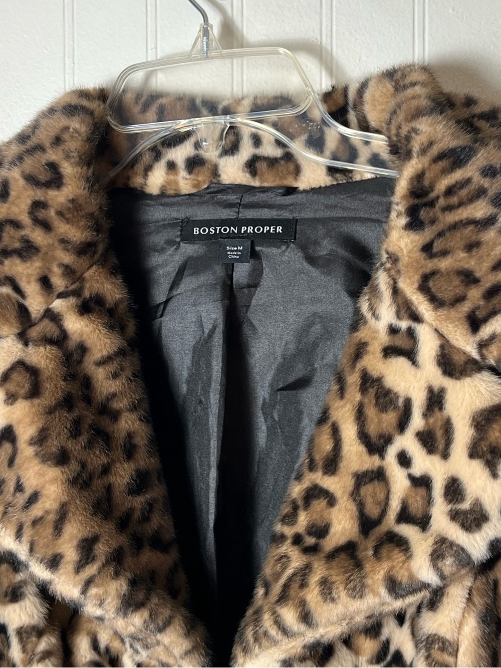 Boston Proper Leopard Faux Fur Zip Up Cardigan - Picture 4 of 7